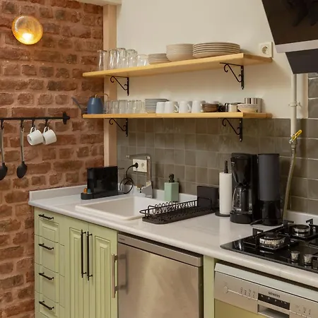 Lemon Apartment
